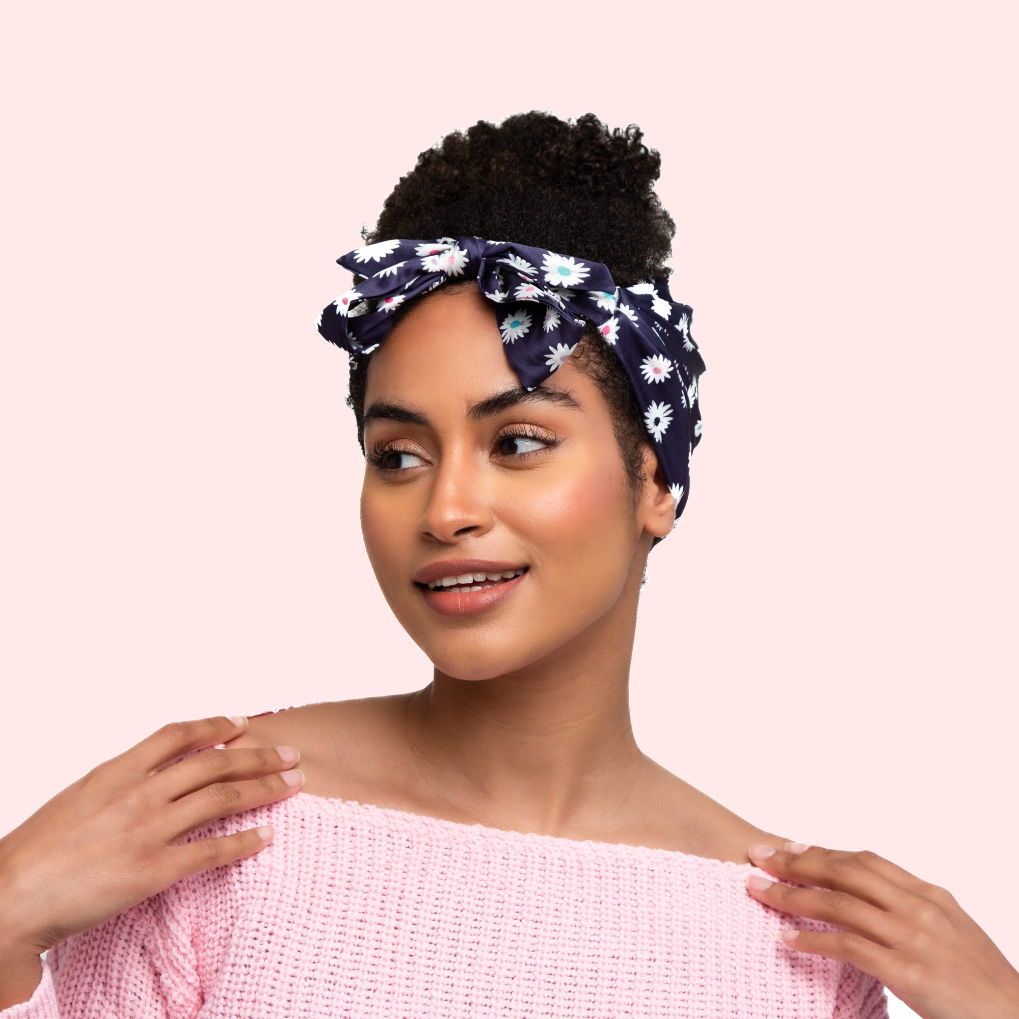 Only Curls Pineapple Protector (Tie Front) - Navy Daisy - Only Curls